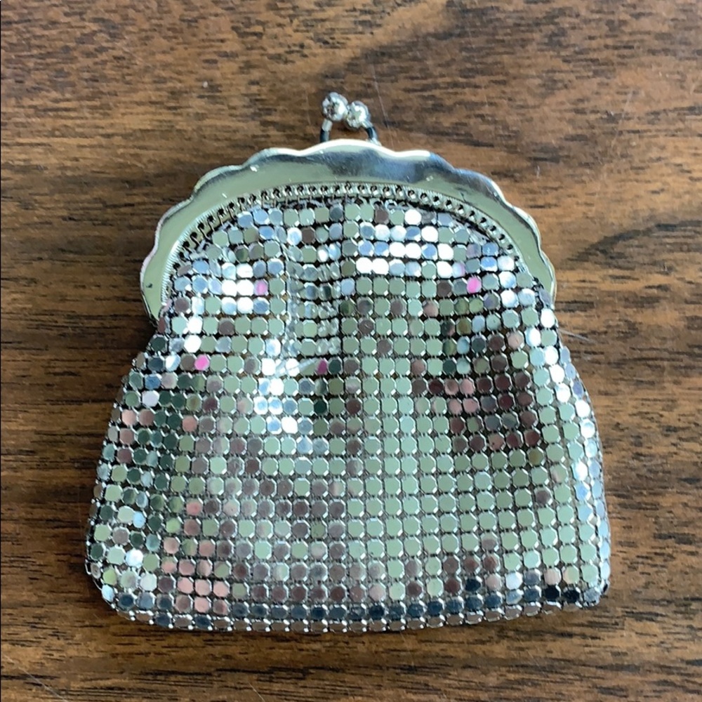Vintage metal coin purse (Duramesh USA)
